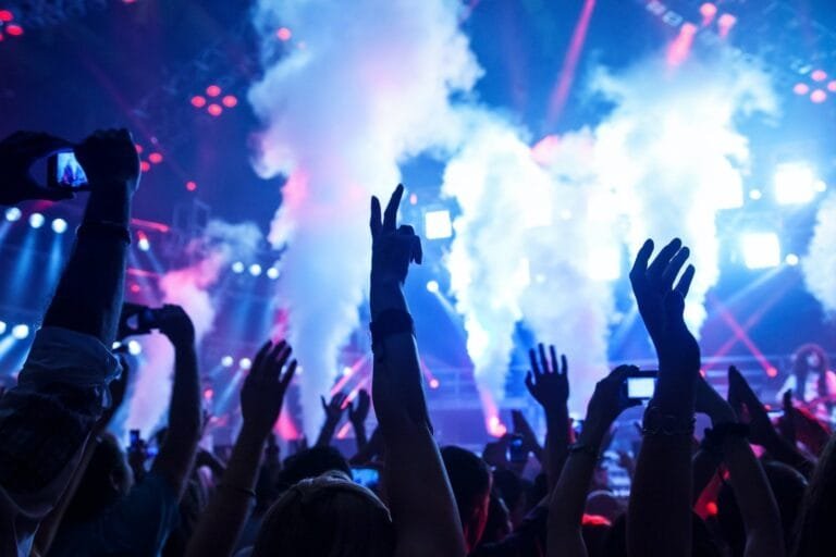 The Benefits of Selling Tickets Online for Event Planners